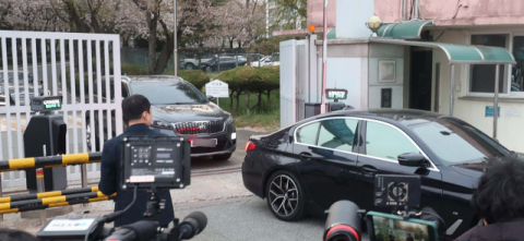 5개월만에 풀려난 명태균 검찰 조사, 