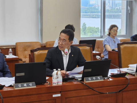 한국옵티칼 고용 승계 거부 니토옵티칼, 지난해 77명 신규채용 드러나