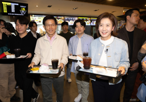대선 주자 나란히…김문수·나경원과 햄버거 회동 의미는?