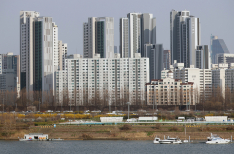 부동산 청약은 서울에만…비수도권은 미분양, 건설사는 위기