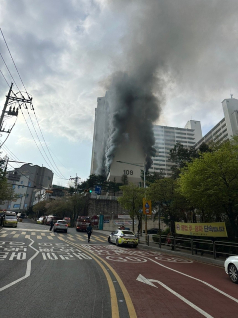 [속보] 서울 봉천동 아파트 화재로 1명 사망…