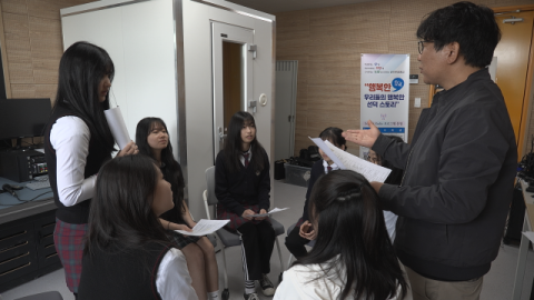 경주 선덕여중, 등굣길 라디오 방송으로 소통과 공감 전해