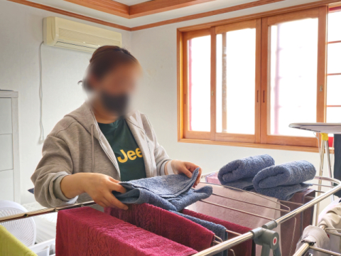 [이웃사랑]생활고 시달리는 세 아이 엄마…