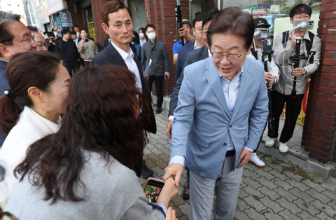 이재명, 신변보호 강화 요청…경찰 