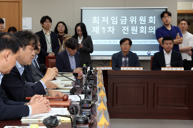 막오른 내년도 최저임금 심의…인건비 더 오르면 채용시장 위축