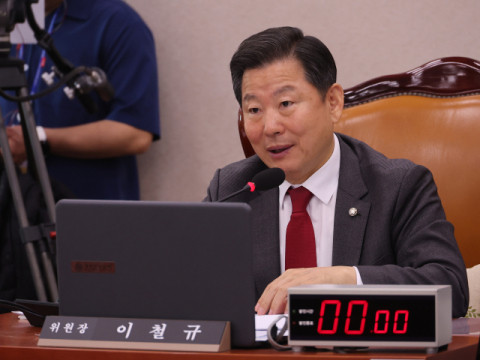 '친윤' 이철규, 홍준표 캠프 합류 