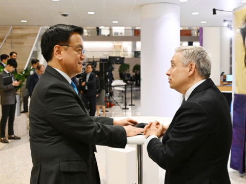 'G20 참석' 최상목 