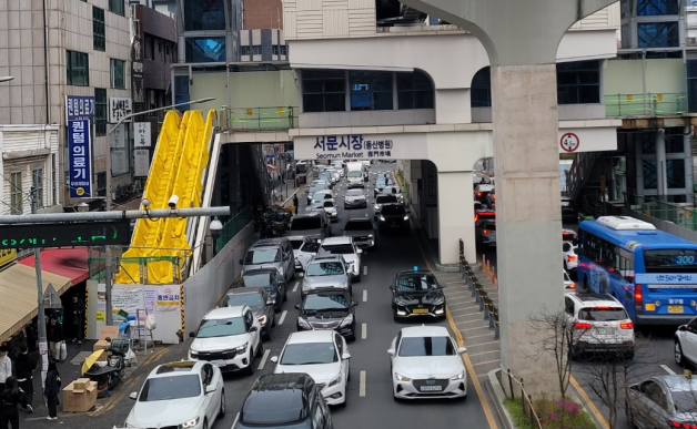 서문시장 신규 주차장 진출입로 추가 확보 의견차