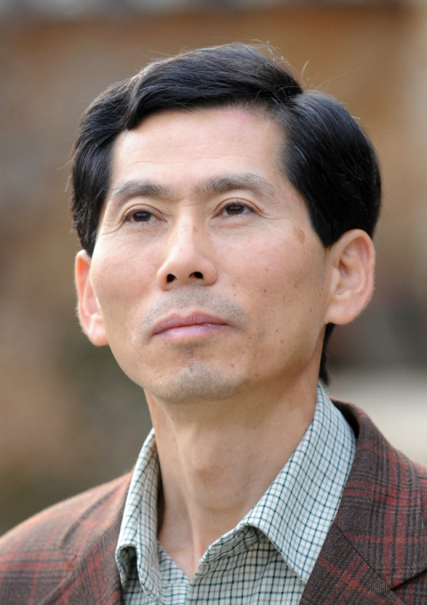 [매일문예광장] 낙동강, 달밤의 꽃그늘 아래 /곽흥렬   