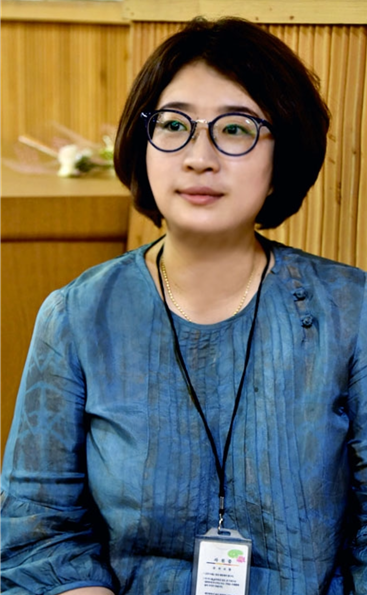 27년간 대관음사 뒷받침·유기견 캠페인까지…최설아 종무실장