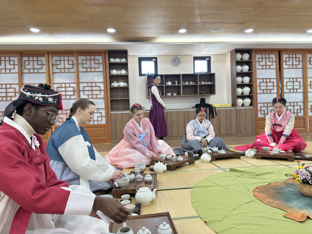 경북대의 2024년 2학기 외국인 유학생 한국전통문화체험 모습. 경북대