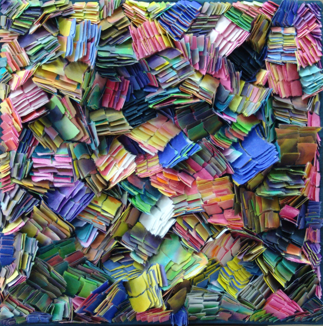 손성완, 遷想, 45x45cm, 한지 위에 혼합재료, 2005