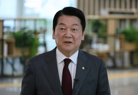 '4위' 안철수, 마지막 지지 호소…