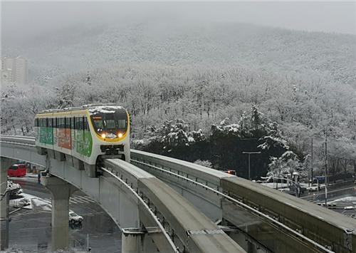 대구도시철도 3호선 모노레일. 대구교통공사 제공. 연합뉴스.
