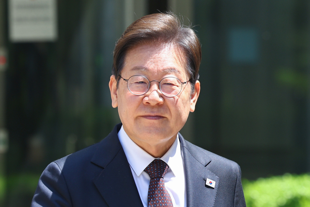 더불어민주당 이재명 대선 후보가 29일 서울 서초구 서울중앙지방법원에서 열린 