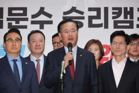 洪 지지 현역 의원들 金으로 선회…나경원도 합류