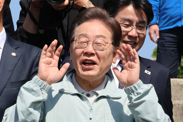 더불어민주당 이재명 대선 후보가 대선을 한 달 앞둔 4일 
