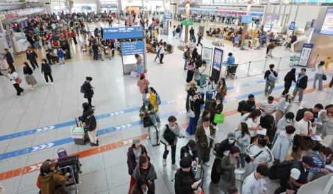 인천공항 제2터미널서 30대 남성 추락 사망…경찰, 추락 원인 조사중