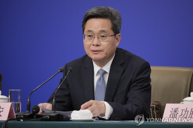 란포안 중국 재정부장. AP 연합뉴스