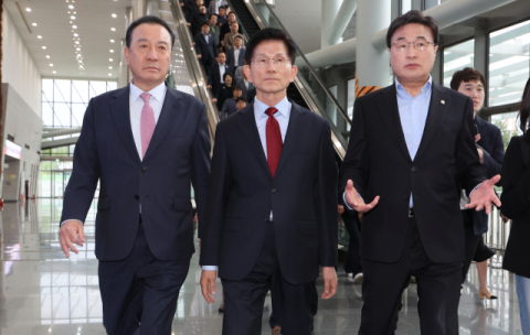 김문수 vs 국힘 지도부 정면 충돌…깊어지는 '단일화' 내홍