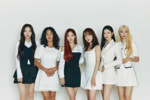 오마이걸 유아·아린, 10년 몸담은 소속사 떠난다…
