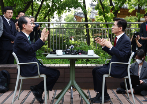 공개 설전 끝에도 김문수·한덕수 단일화 담판 무산…