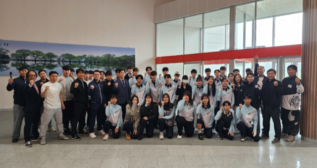 경북도민체전 경산시 태권도 선수단체사진. 경일대 제공