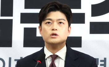 김용태 국힘 비대위원장 '尹 탈당' 공식 요청