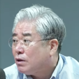 최수영 