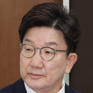 권성동 