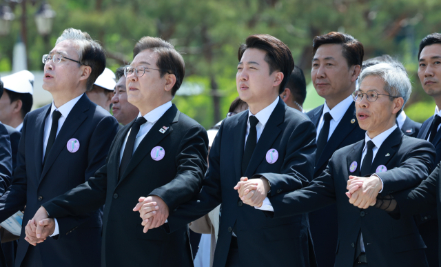 이재명, '5·18 기념식 불참' 김문수에 
