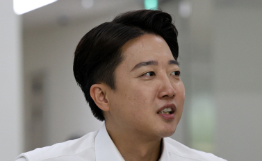 보수 단일화 1차 시한 25일…이준석 굳센 완주 의지