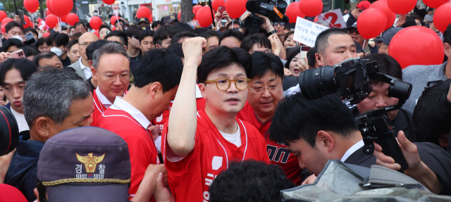 '反明' 아래 하나로…보수 대반격의 시작