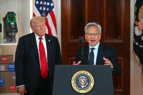 젠슨 황 작심 발언에도…미국, 대중국 칩 규제 지속 전망