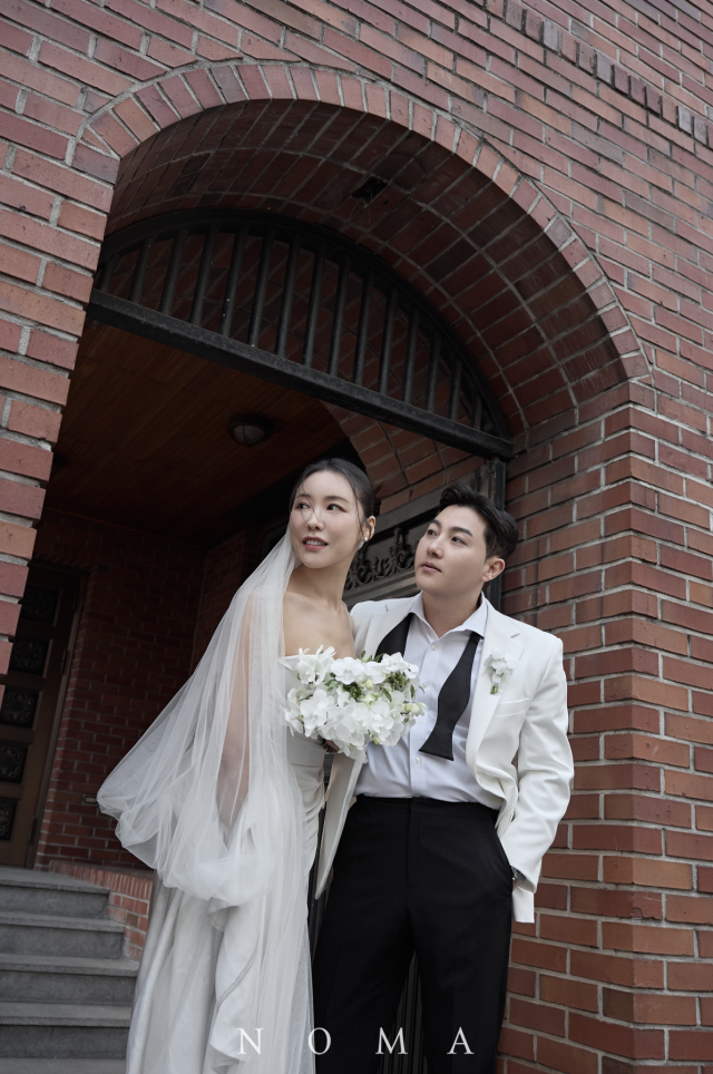 윤영민·박현영 씨의 웨딩스냅사진 모습.