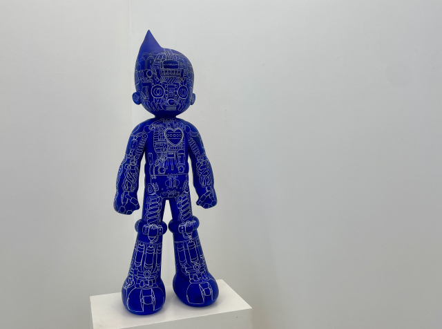 신기운, 오브젝트파이_아톰입체, 25x39x100cm, 2025
