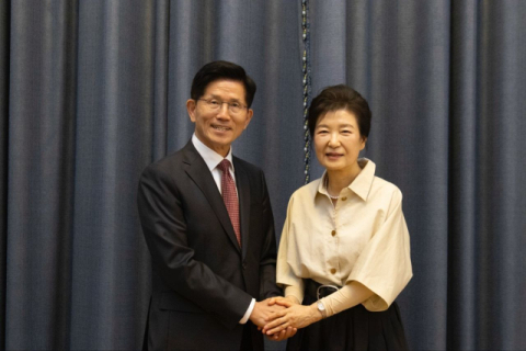 김문수 만난 박근혜 