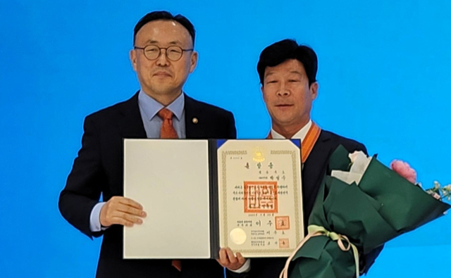 박성수 경상북도 안전행정실장이 23일 정부세종청사에서 열린 제32주년 행정안전부 
