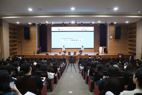 정책을 묻고 취업을 답하다…영남이공대, '토크콘썰트' 청년 마음 사로잡아
