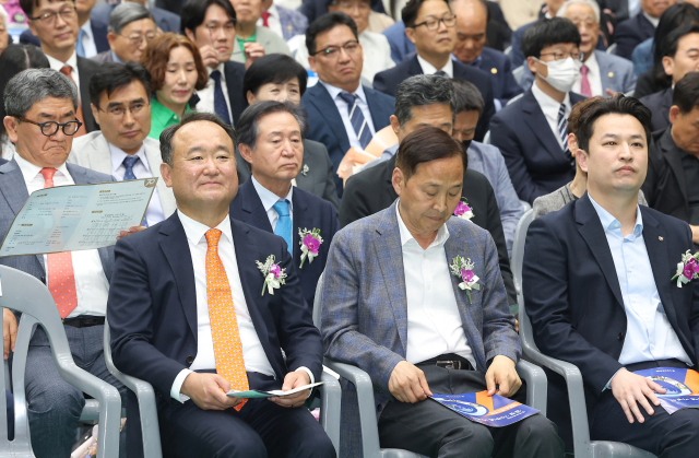 학교법인 협성교육재단은 지난 28일 설립 70주년을 맞아 뜻깊은 기념식을 개최했다. 이번 행사는 재단이 걸어온 70년의 역사를 되돌아보며 다가올 100년의 미래를 향한 비전과 전략을 공유하는 시간으로 마련됐다. 협성교육재단 제공