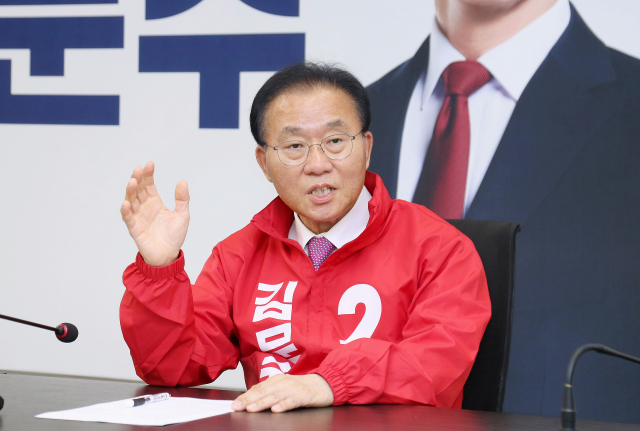윤재옥 국민의힘 총괄선거대책본부장이 29일 매일신문과 인터뷰하고 있다. 이무성 객원기자
