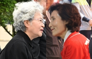 故(고) 노무현 전 대통령 부인 권양숙 여사, 김문수 국민의힘 대선 후보 부인 설난영 여사. 연합뉴스