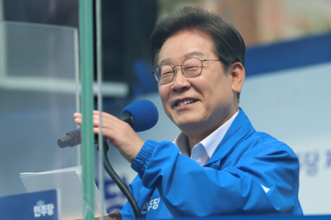 '연일 PK 공략' 이재명 