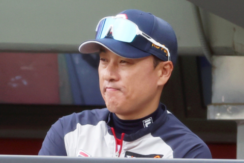 '국민타자' 이승엽 두산 베어스 감독, 2일 자진 사퇴