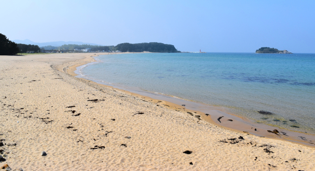 화진포 해수욕장 전경. 사진=최두원기자