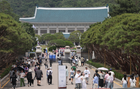 차기 대통령 집무실은 어디?, 청와대 58.2%·용산 15.4%