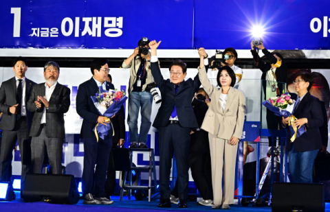 '대통령 4년 연임제' 개헌 약속한 李…본격 추진되나?