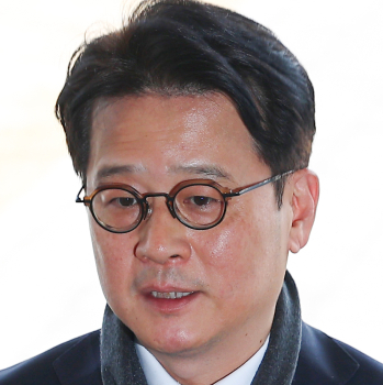 '김건희 무혐의' 이창수 서울중앙지검장 사직서 수리