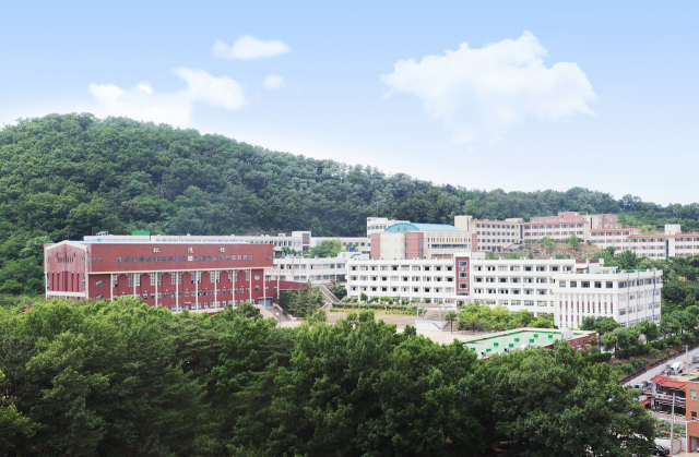 영남공고 전경