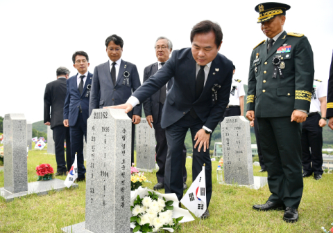 경북도, 국립영천호국원에서 제70주년 현충일 추념식 거행